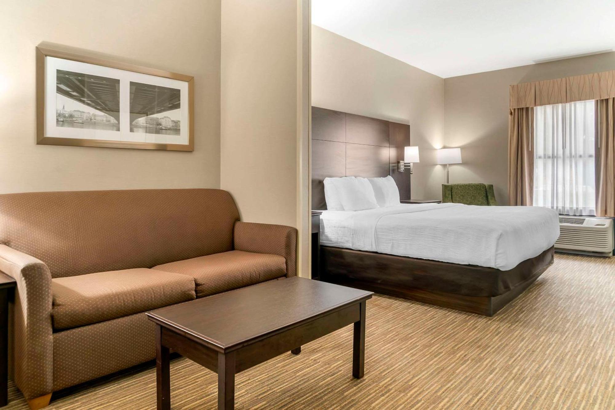 Quality Inn & Suites Monroe Exterior foto