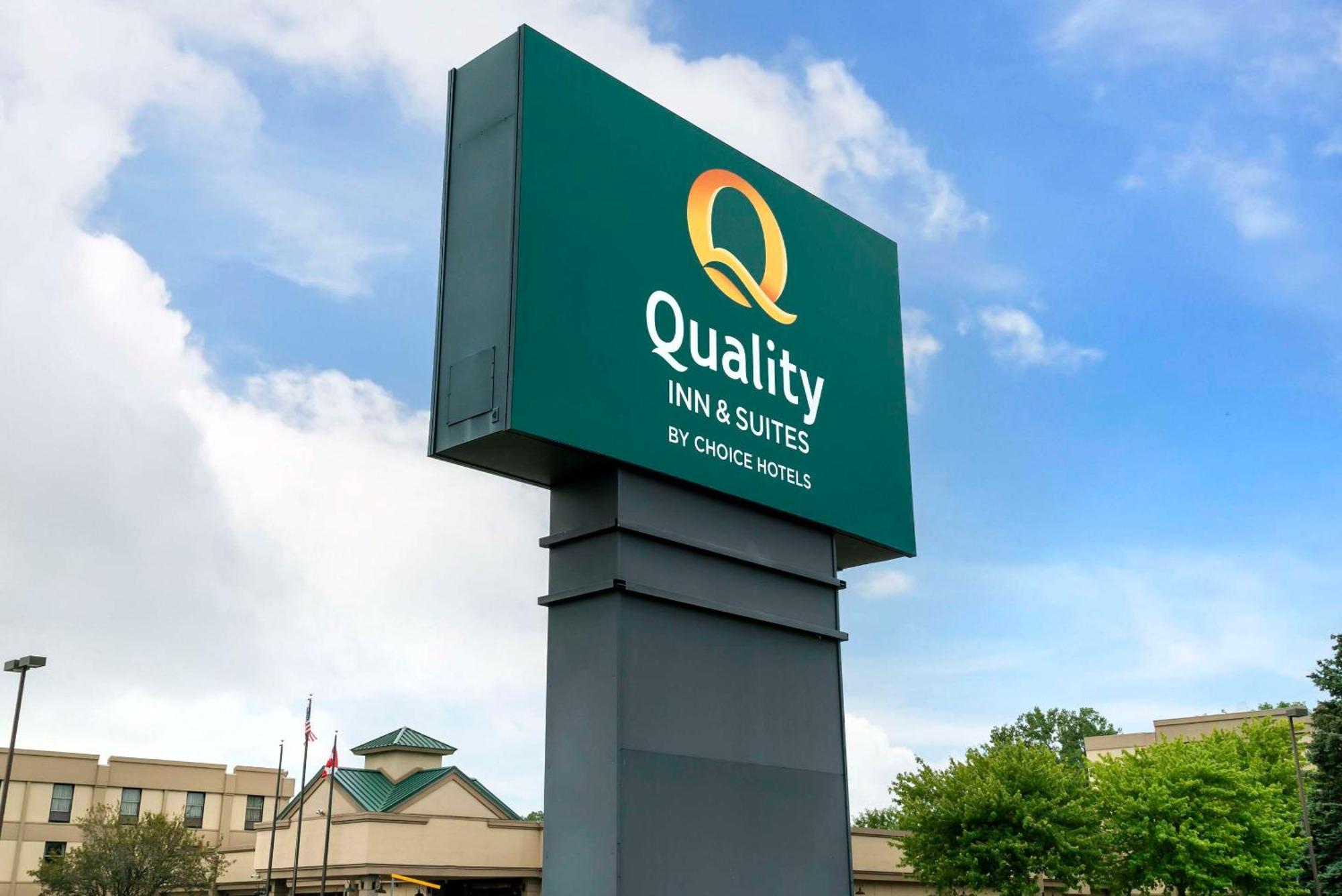 Quality Inn & Suites Monroe Exterior foto